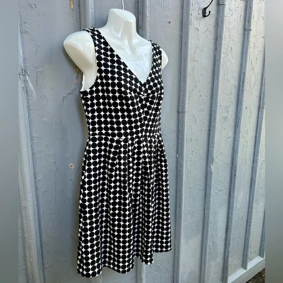 Marimekko x Banana Republic dots dress, size 6P - Picture 5 of 13